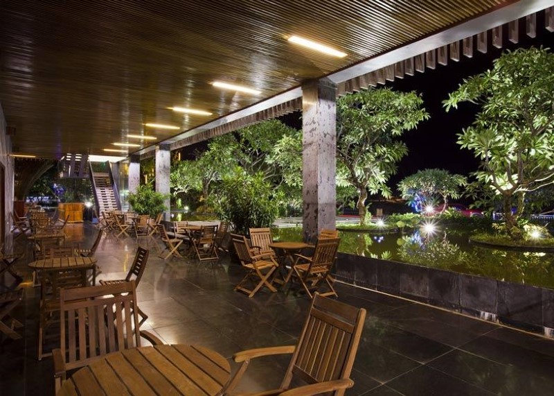 Mẫu thiết kế nhà hàng tiệc cưới đẹp